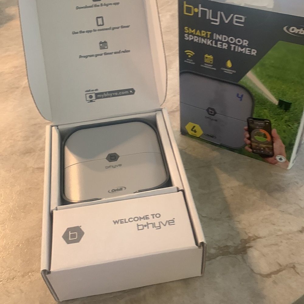 B Hyve Bluetooth Sprinkler Timer NIB - Picture 2 of 3